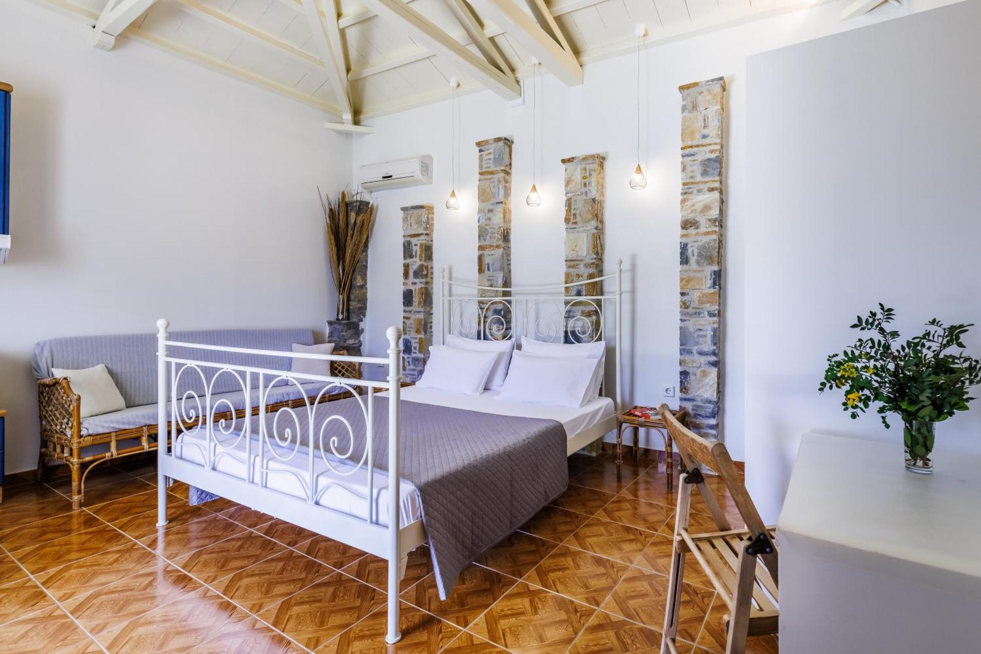 Likasti Apartment Skopelos Town Exterior photo
