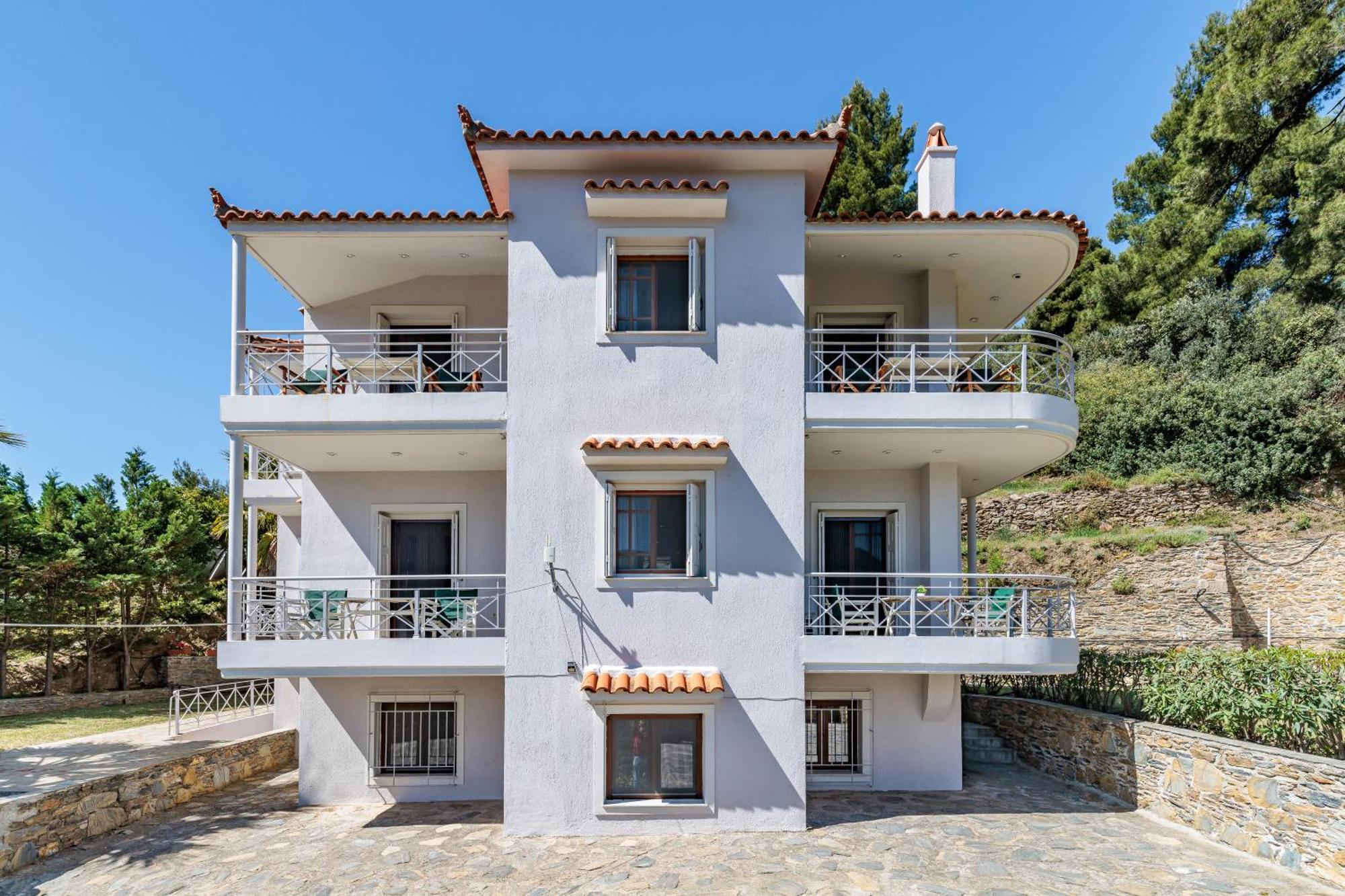Likasti Apartment Skopelos Town Exterior photo